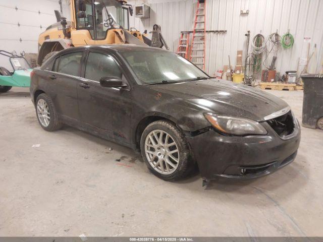  Salvage Chrysler 200