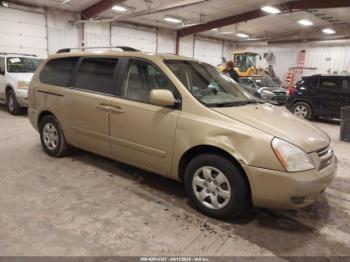  Salvage Kia Sedona