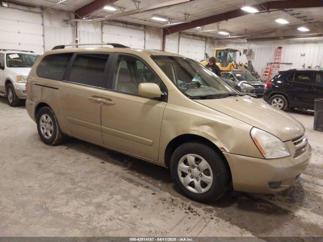  Salvage Kia Sedona