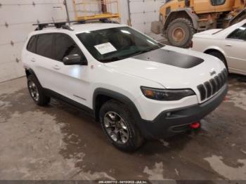  Salvage Jeep Cherokee