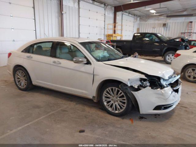 Salvage Chrysler 200
