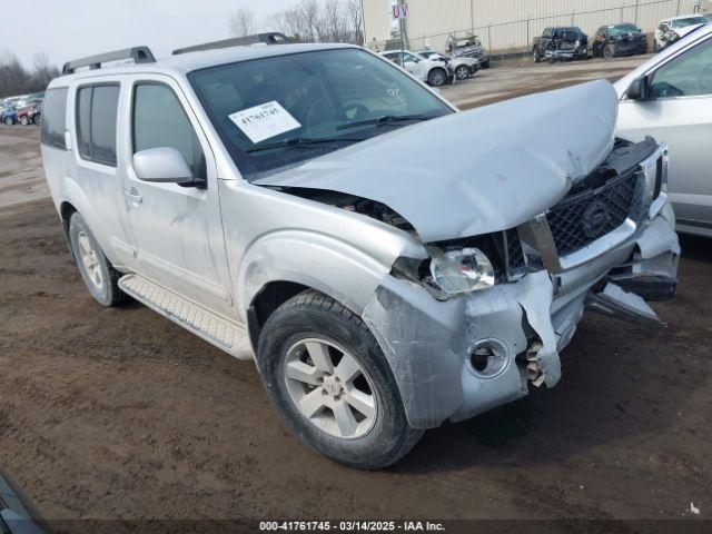  Salvage Nissan Pathfinder