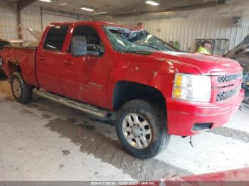  Salvage Chevrolet Silverado 2500