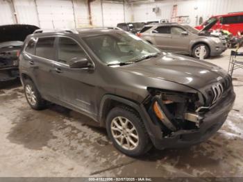  Salvage Jeep Cherokee