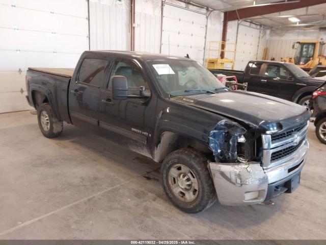  Salvage Chevrolet Silverado 2500