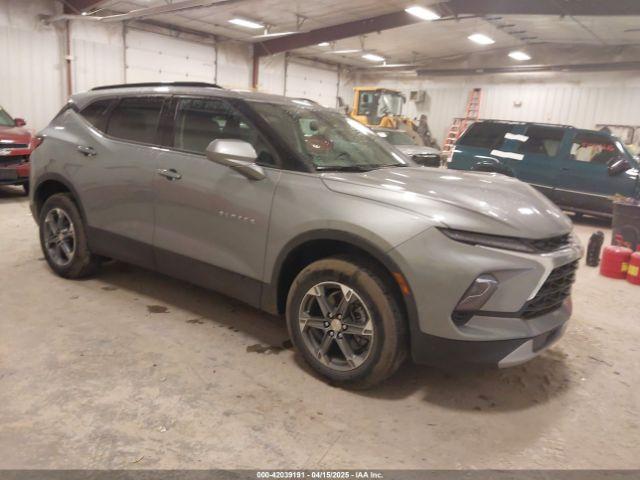  Salvage Chevrolet Blazer