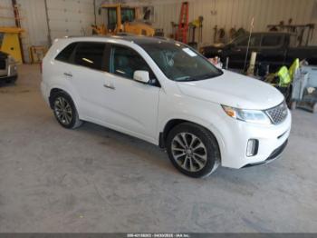  Salvage Kia Sorento