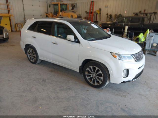  Salvage Kia Sorento