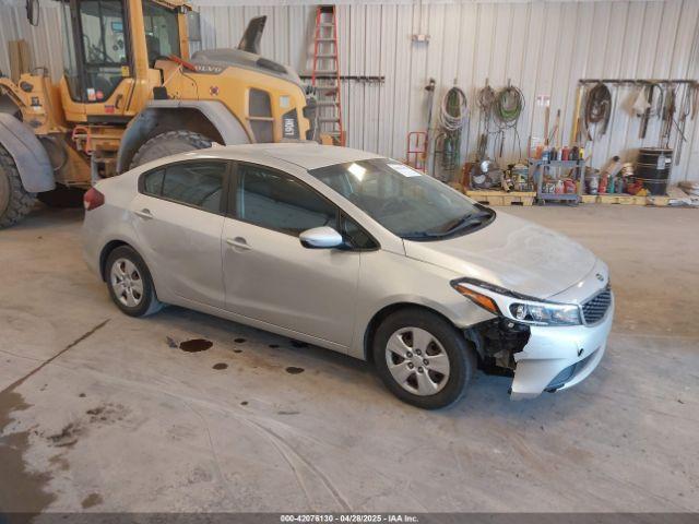  Salvage Kia Forte
