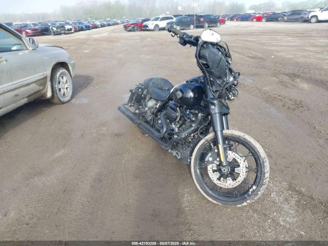  Salvage Harley-Davidson Flhxs