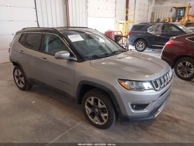  Salvage Jeep Compass