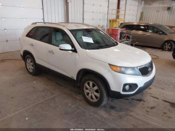  Salvage Kia Sorento