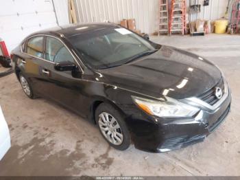 Salvage Nissan Altima