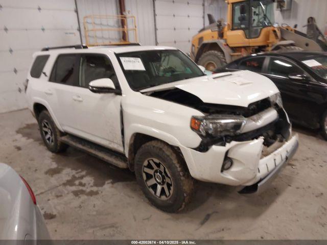  Salvage Toyota 4Runner