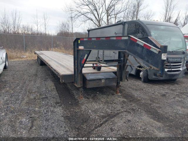  Salvage Big Tex Trailer Co I Trailer