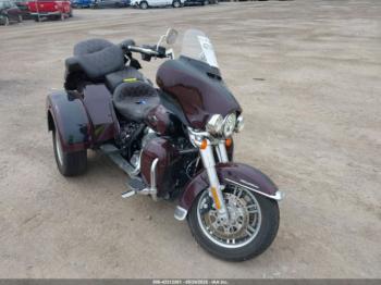  Salvage Harley-Davidson Flhtcutg