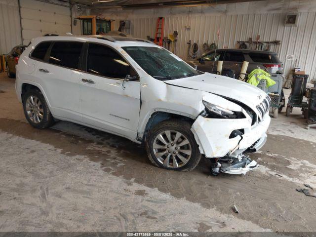  Salvage Jeep Cherokee
