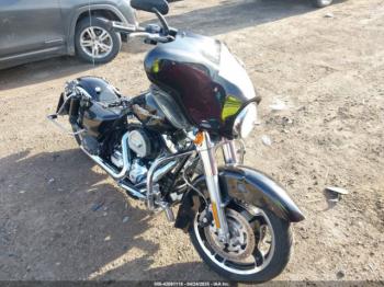  Salvage Harley-Davidson Flhx