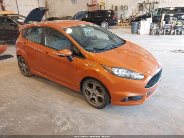 Salvage Ford Fiesta