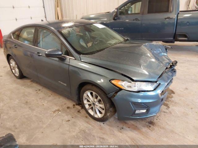 Salvage Ford Fusion