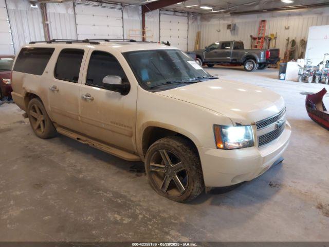  Salvage Chevrolet Suburban 1500