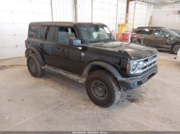  Salvage Ford Bronco