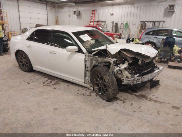  Salvage Chrysler 300