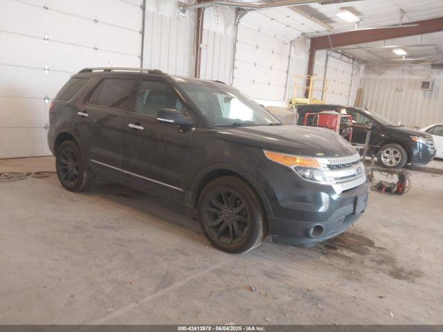  Salvage Ford Explorer