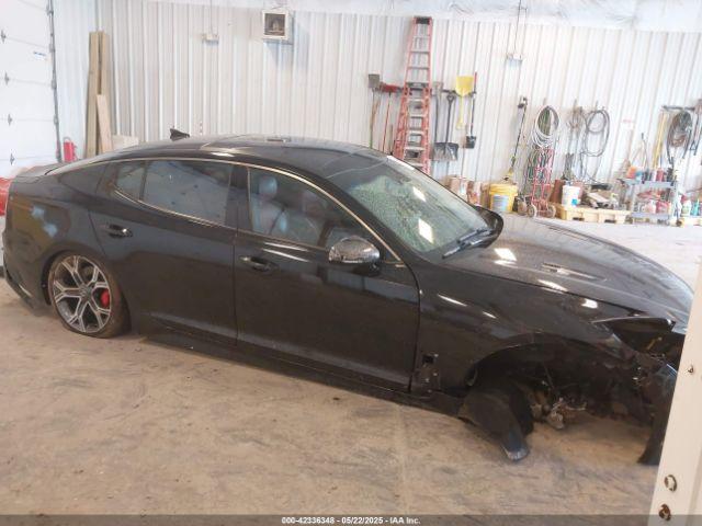  Salvage Kia Stinger