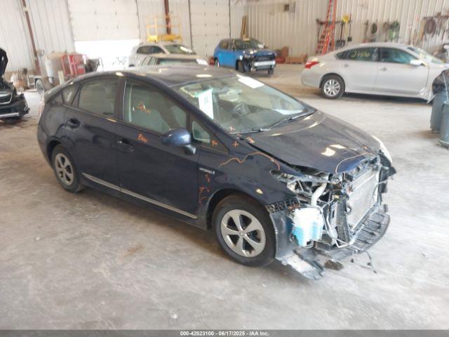  Salvage Toyota Prius