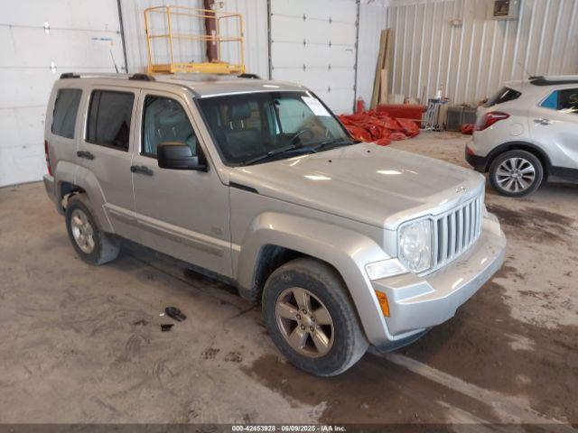  Salvage Jeep Liberty