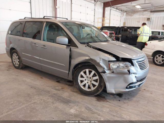  Salvage Chrysler Town & Country