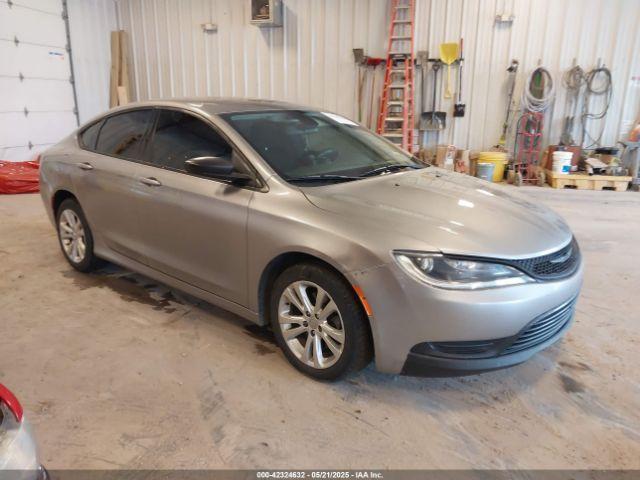  Salvage Chrysler 200