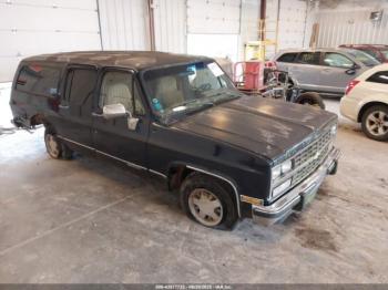  Salvage Chevrolet Suburban