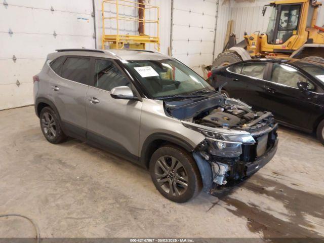  Salvage Kia Seltos