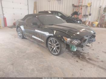  Salvage Ford Mustang