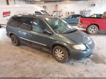  Salvage Chrysler Town & Country