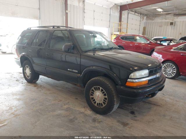  Salvage Chevrolet Blazer