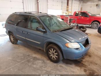  Salvage Chrysler Town & Country