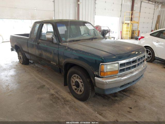  Salvage Dodge Dakota