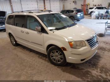  Salvage Chrysler Town & Country