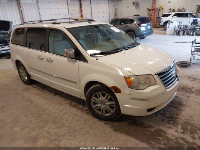  Salvage Chrysler Town & Country