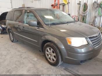  Salvage Chrysler Town & Country