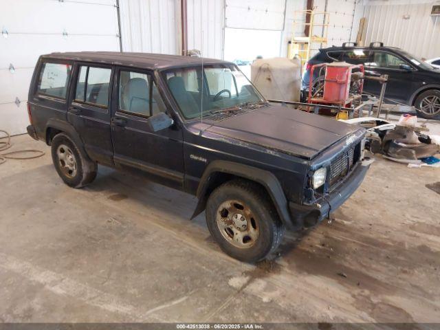 Salvage Jeep Cherokee