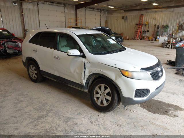  Salvage Kia Sorento