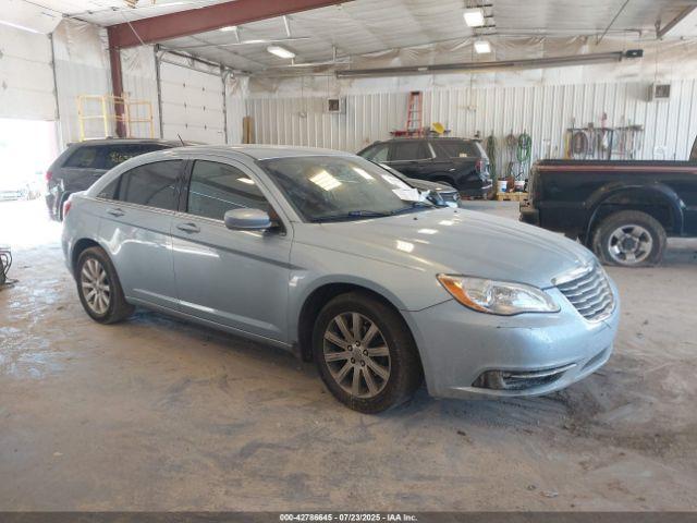  Salvage Chrysler 200