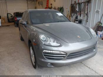  Salvage Porsche Cayenne