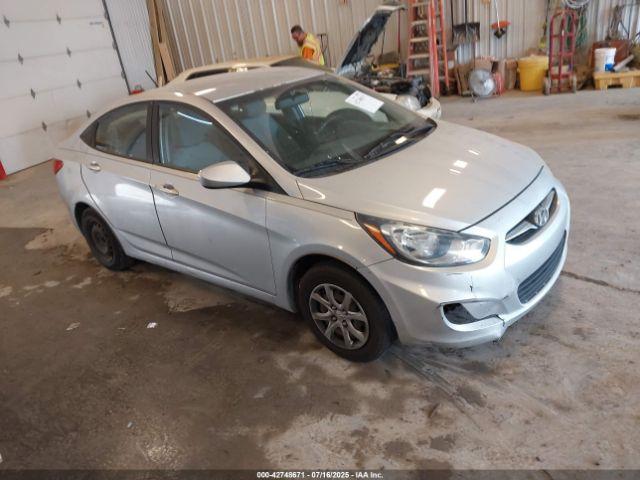  Salvage Hyundai ACCENT