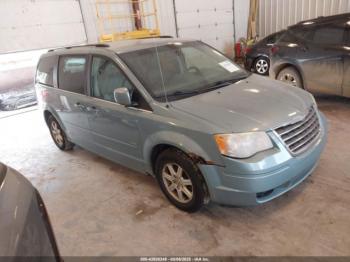  Salvage Chrysler Town & Country