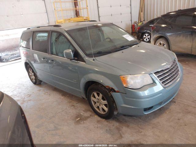  Salvage Chrysler Town & Country